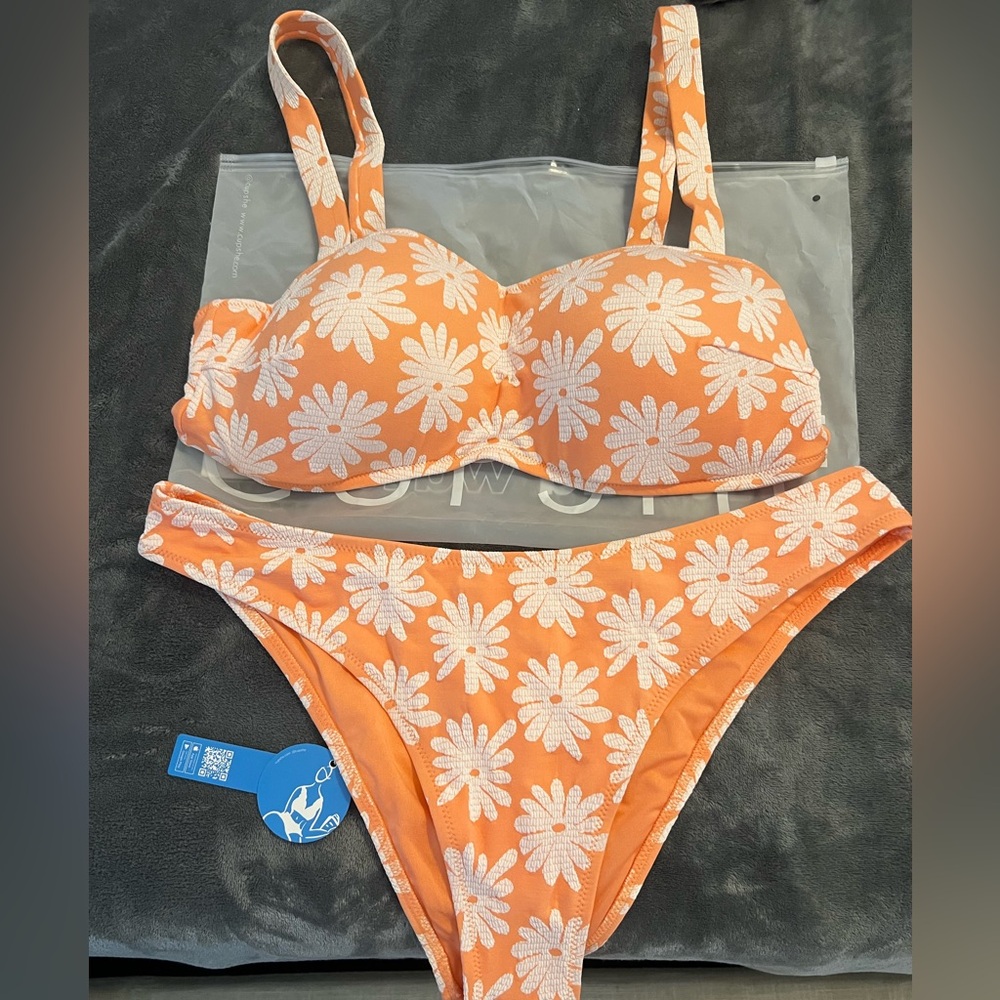 Floral cupshe swimsuit NWT